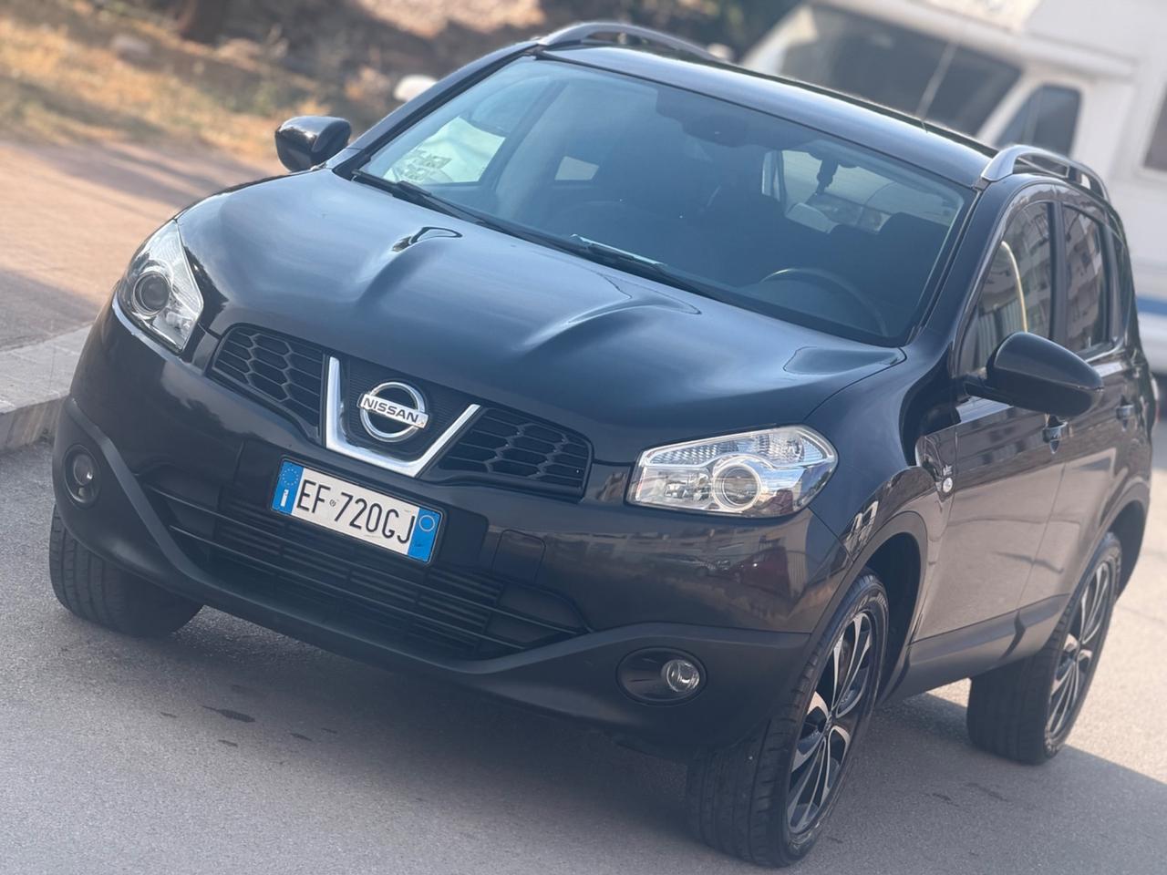Nissan QASHQAI 1.5 DIESEL - SOLO 130 MILA KM