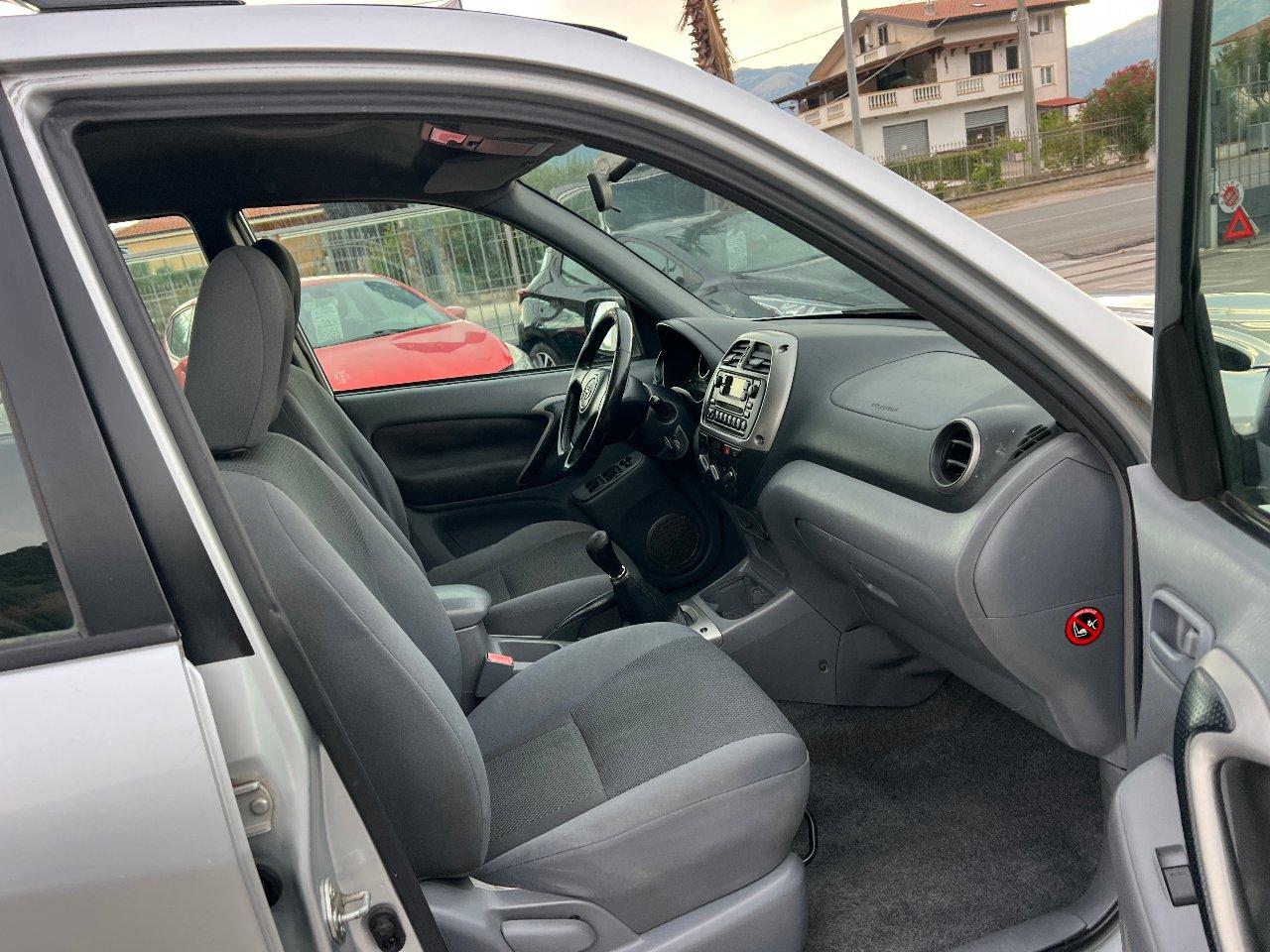 Toyota RAV4 5 Porte RAV4 5p 2.0 d-4d 16v Sol "LEGGI DESCRIZIONE"