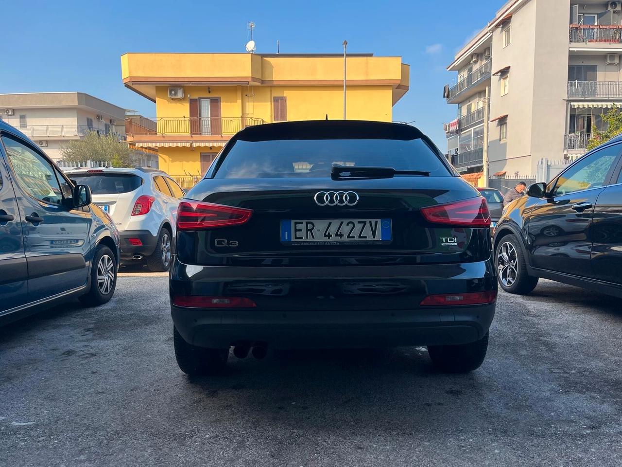 Audi Q3 2.0 TDI quattro S tronic Business Plus