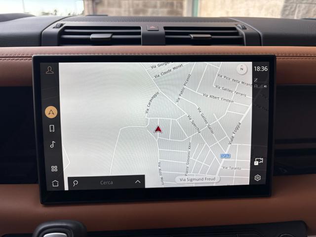 LAND ROVER Defender 110 3.0D I6 250 CV AWD Auto X-Dynamic HSE.