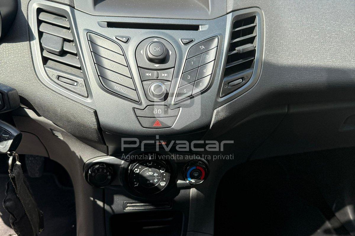 FORD Fiesta 1.5 TDCi 75CV 5 porte Titanium