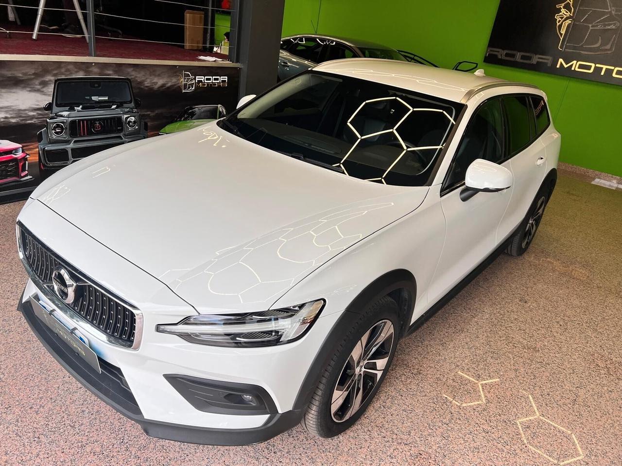 Volvo V60 Cross Country V60 Cross Country B4 (d) AWD Geartronic Business Pro Line