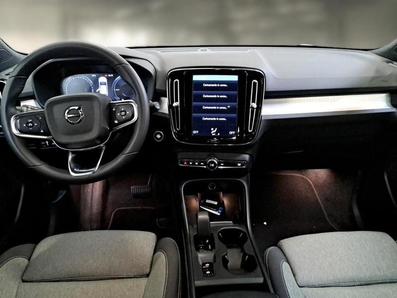 VOLVO XC40 T4 RECHARGE PLUG-IN AUTO CORE SUV