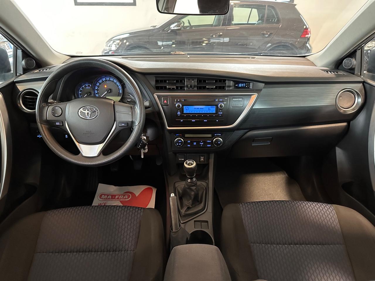 Toyota Auris Touring Sports 1.4 D-4D Active