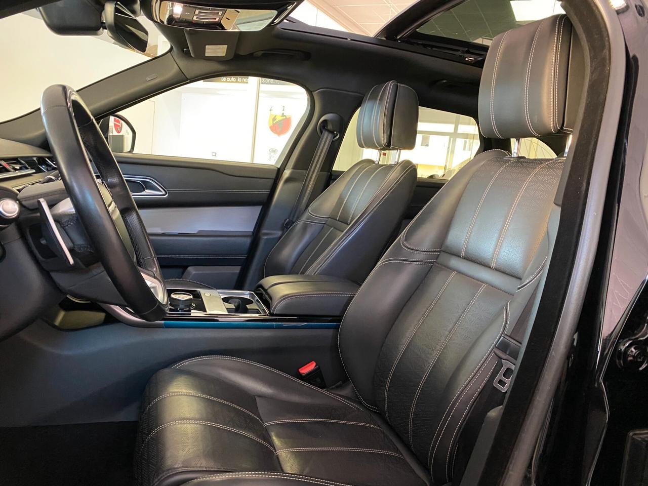 Land Rover Range Rover Velar 2.0D I4 240 CV R-Dynamic