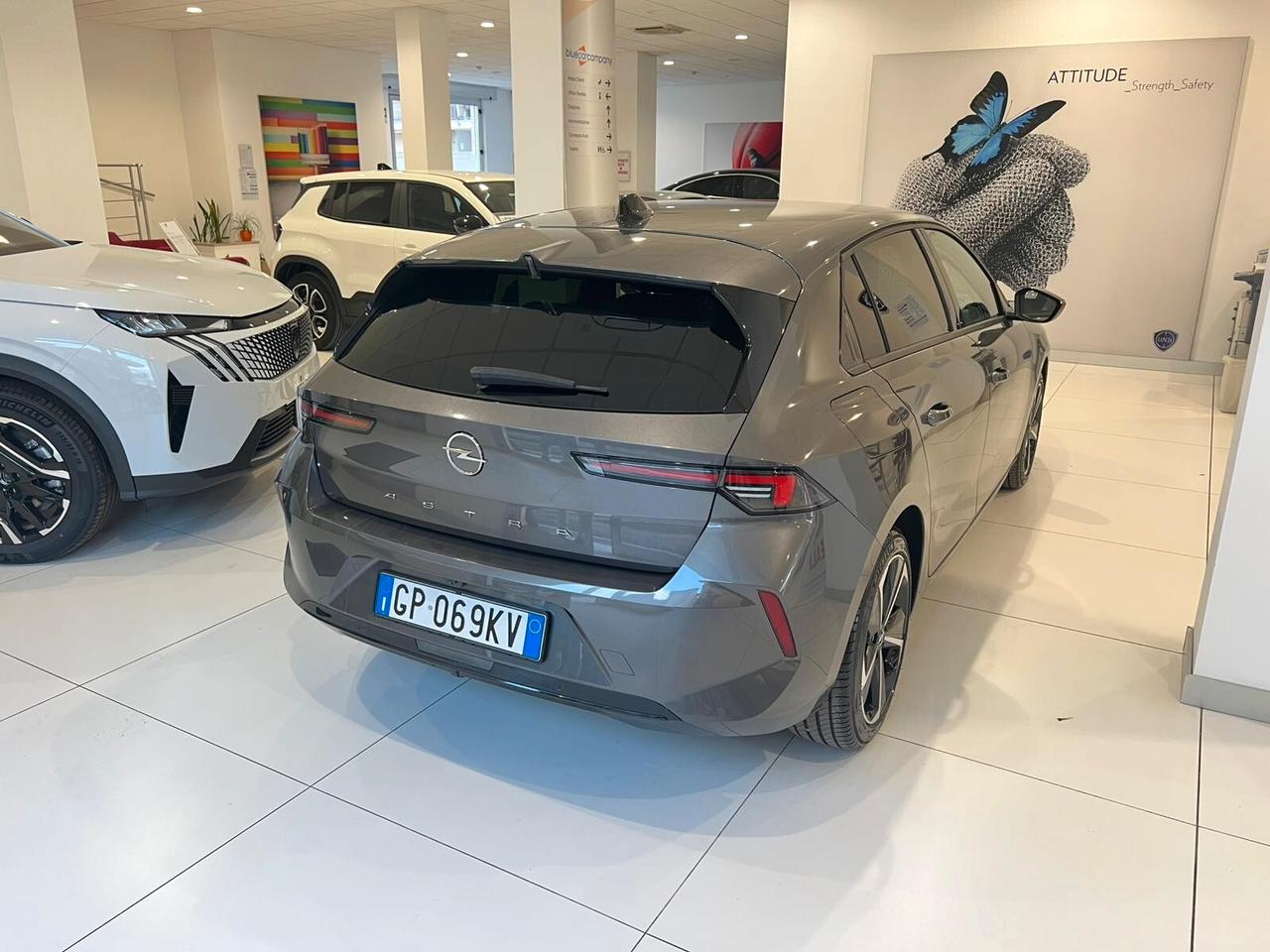 Opel Astra 1.2 Turbo 130 CV Business Elegance