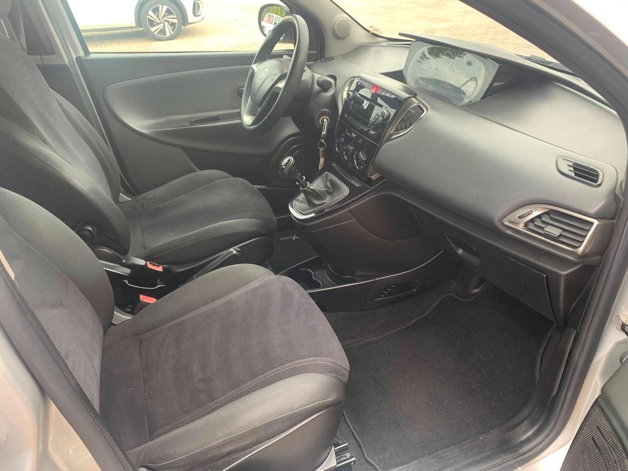 Lancia Ypsilon 1.3 MJT 16V 95 CV S&S Gold 2015