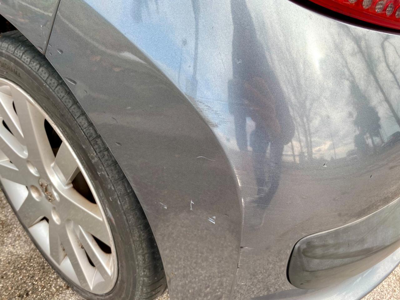 Peugeot 207 1.6 VTi 120CV CC Féline