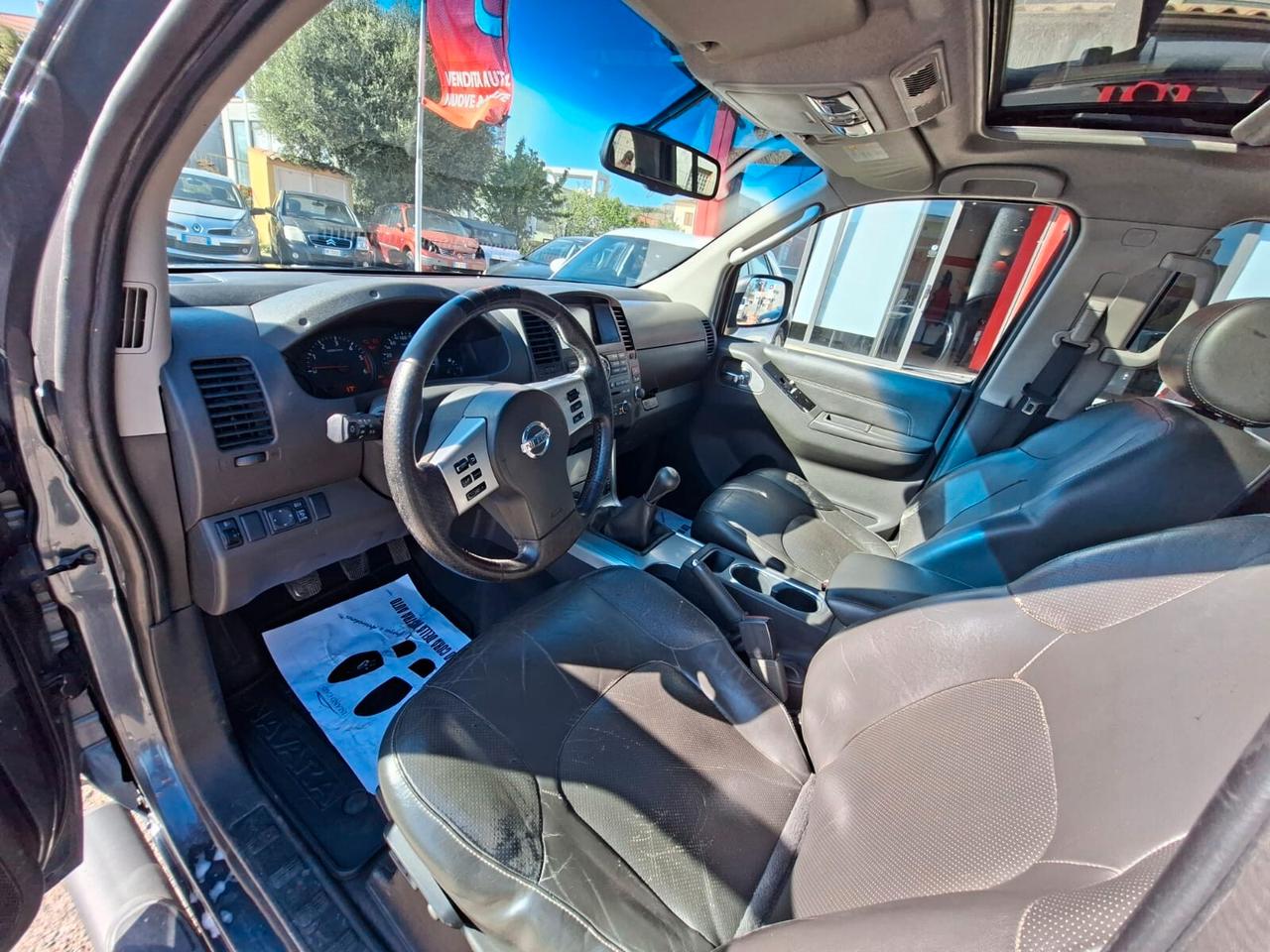 Nissan Navara 2.5 dCi 190CV