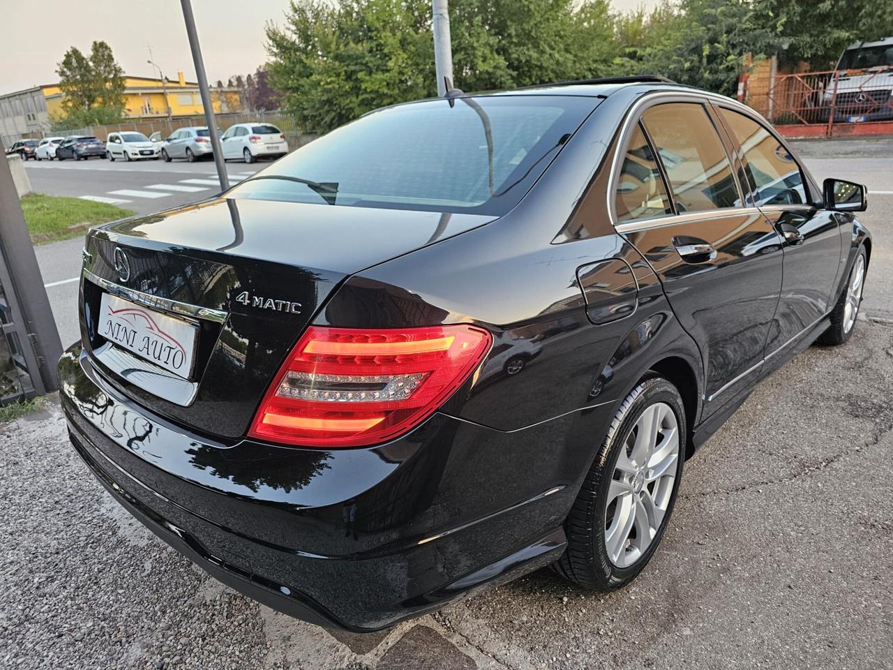 Mercedes-benz C 250 CDI 204cv 4Matic Avantgarde*Pelle*Tetto*Navi