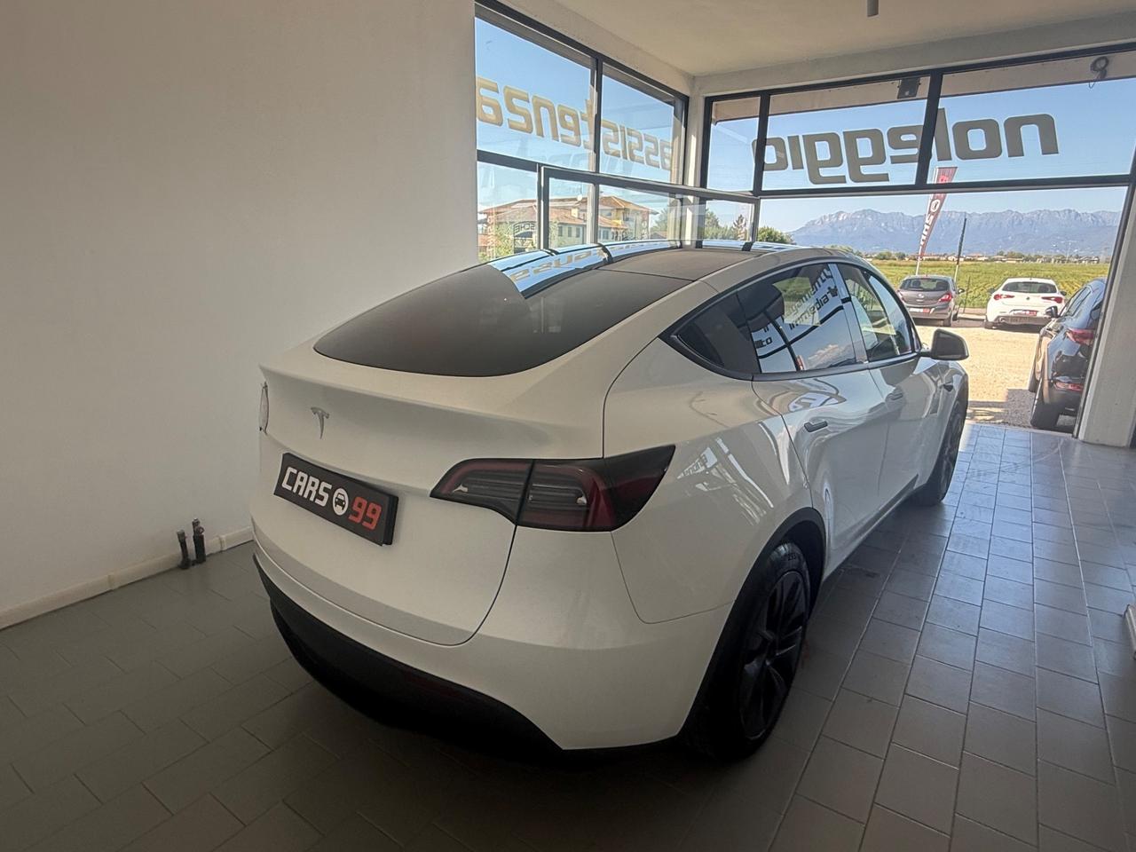 Tesla Model Y RWD