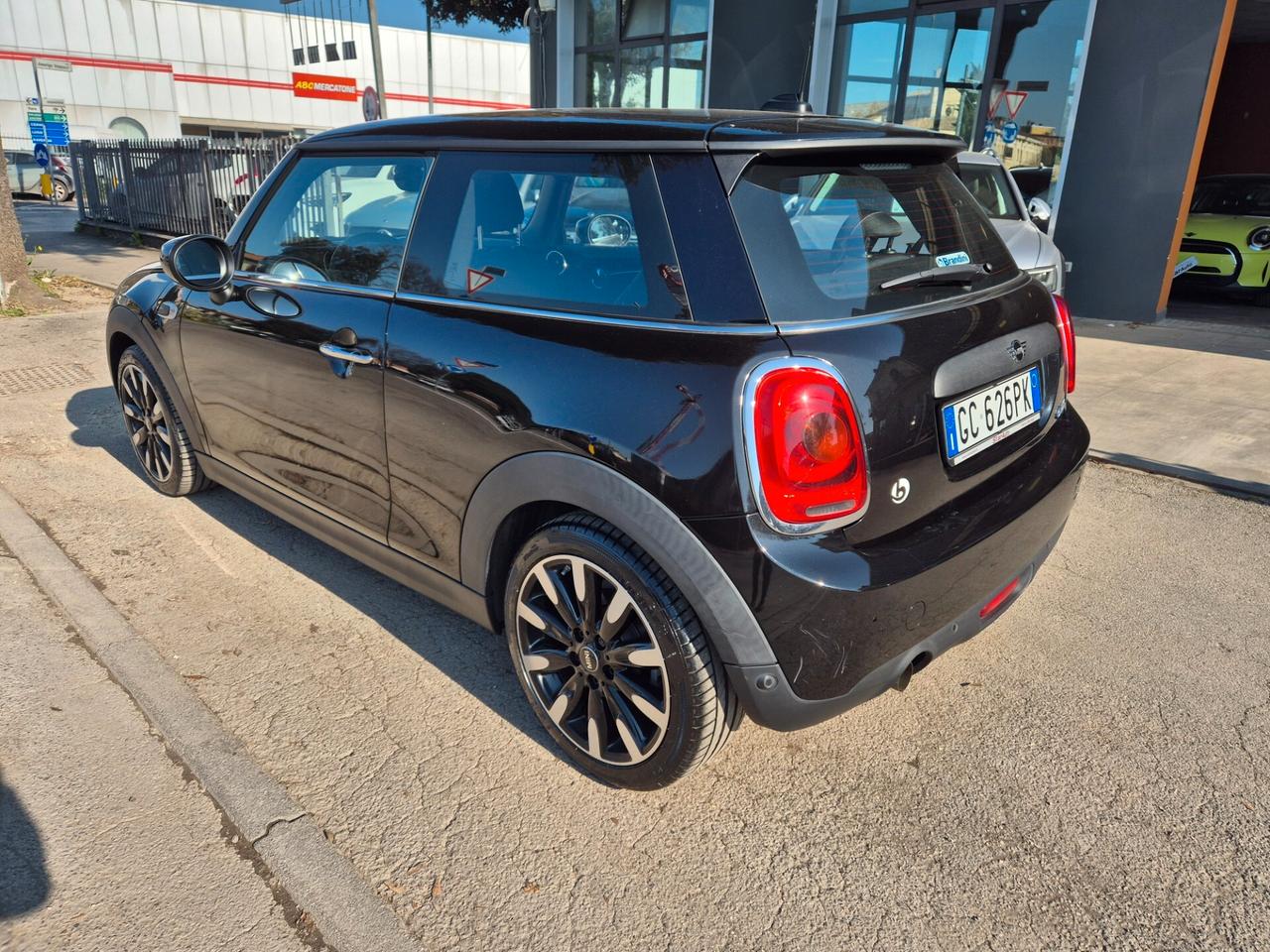 Mini 1.5 One Baker Street