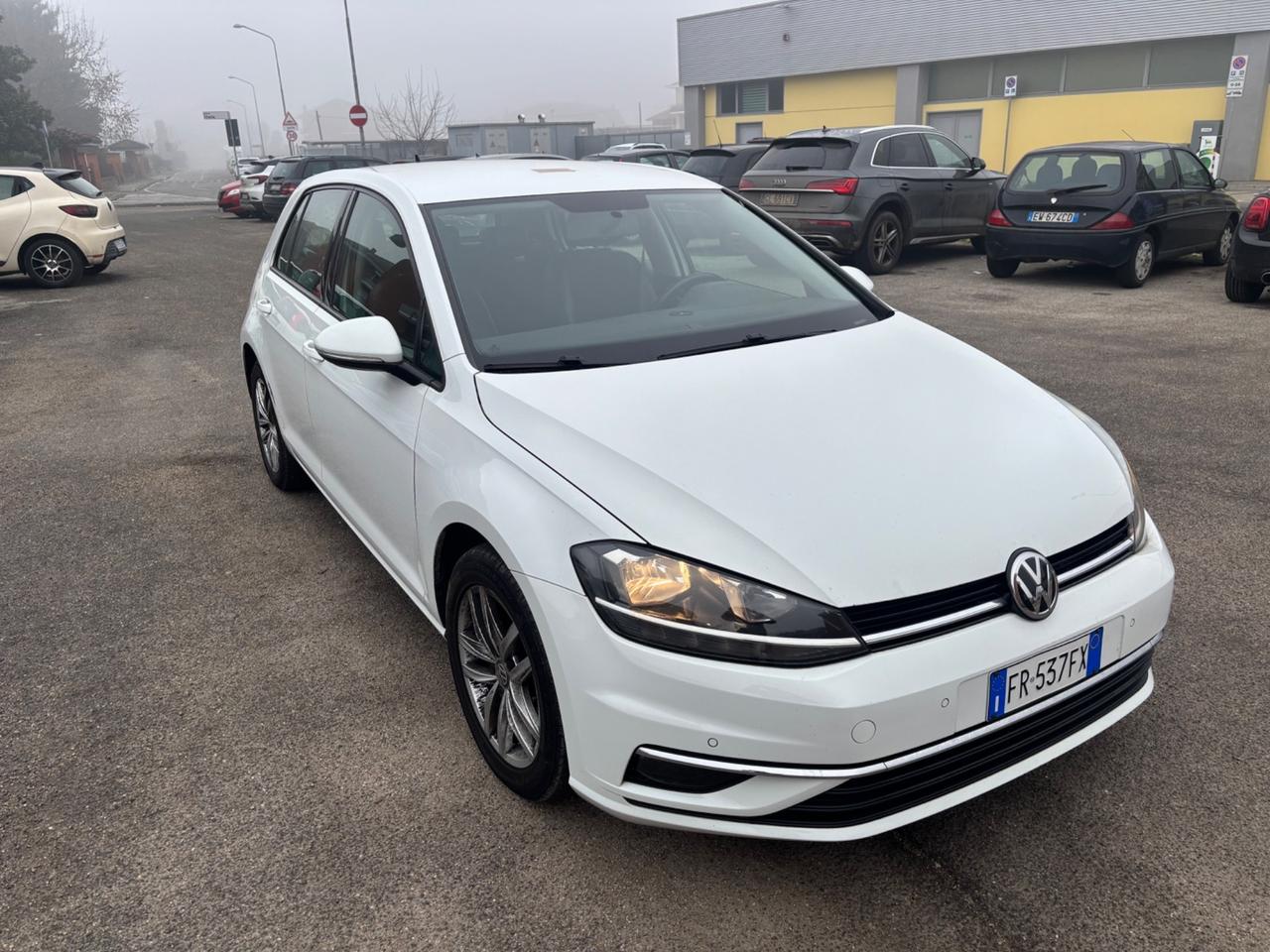 Volkswagen Golf 1.0 TSI 110 CV 5p. Trendline BlueMotion Technology