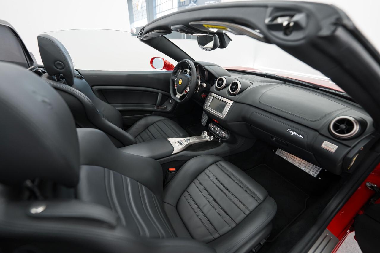 Ferrari California-FIRST PAINT