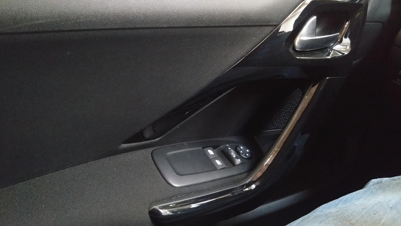 Peugeot 208 PureTech 68 5 porte Active