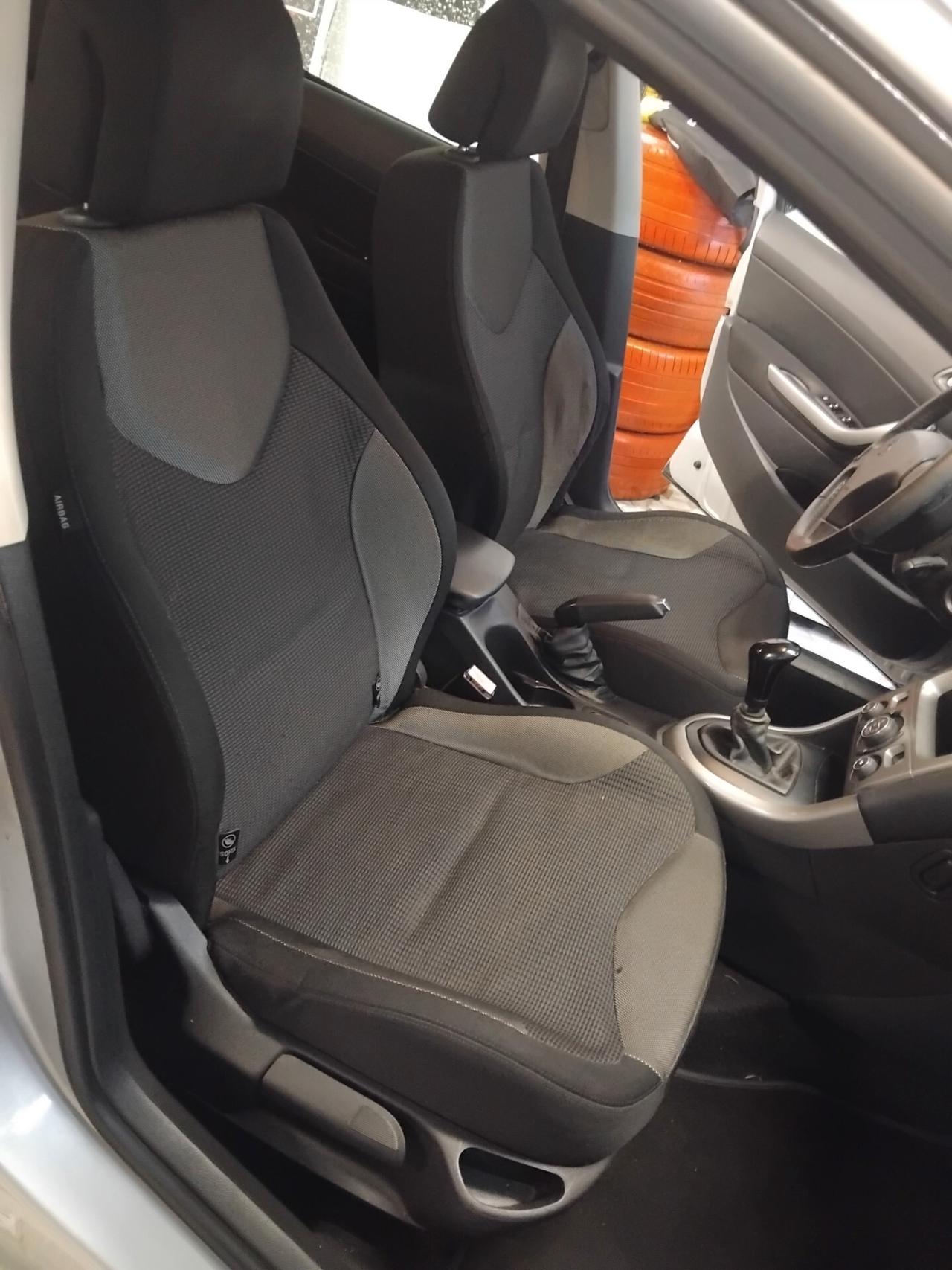 Peugeot 308 1.6 HDi 90CV FAP 5p. Comfort