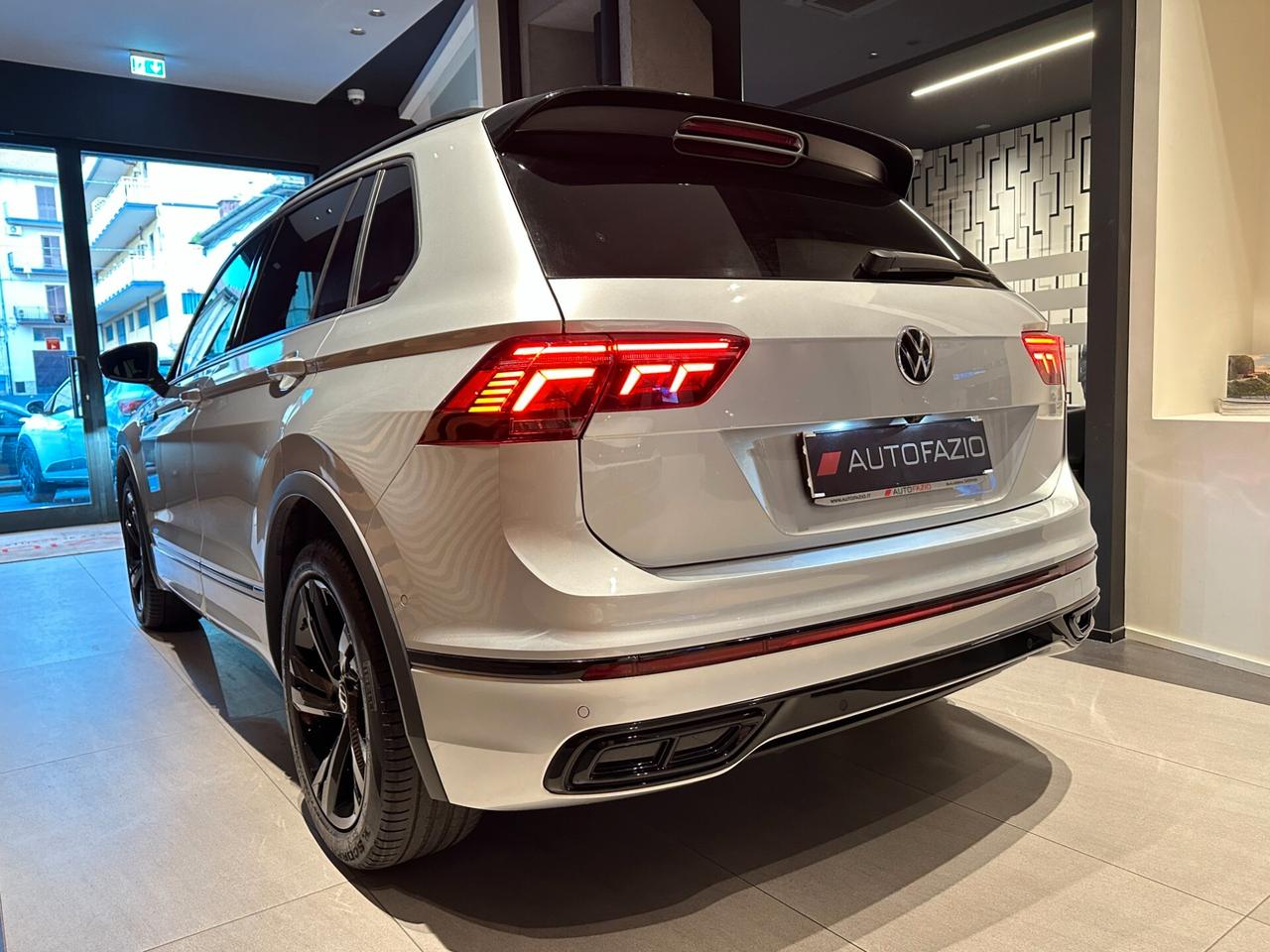 Volkswagen Tiguan 2.0 TDI 150 CV SCR R-Line