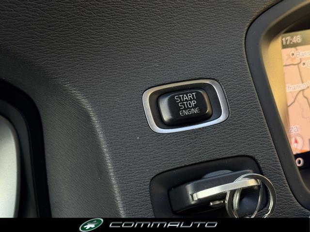 VOLVO S60 Cross Country D3 Geartronic Summum