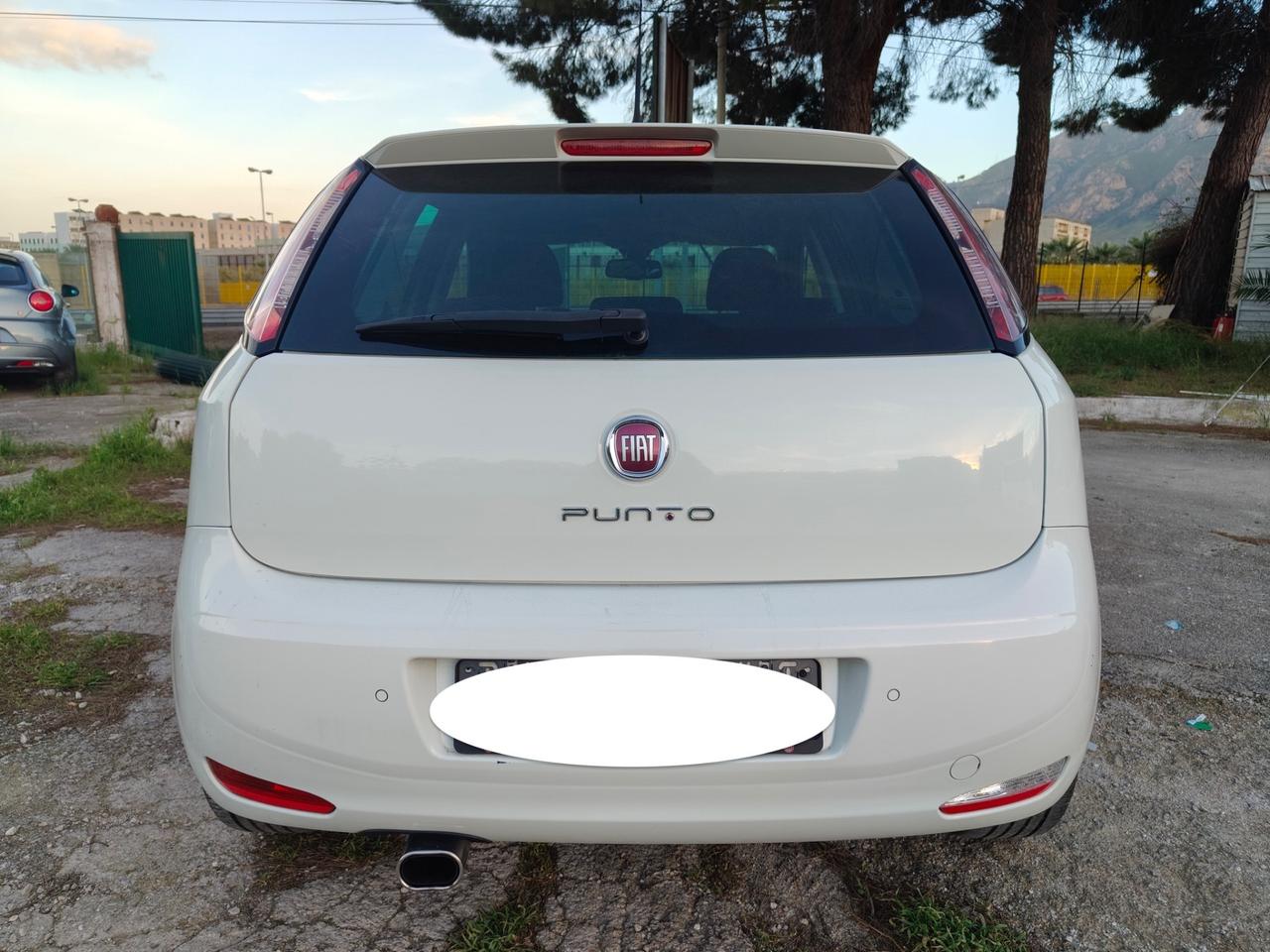 Fiat Punto 1.3 MJT II 85CV PASSAGGIO E 12 MESI GARANZIA