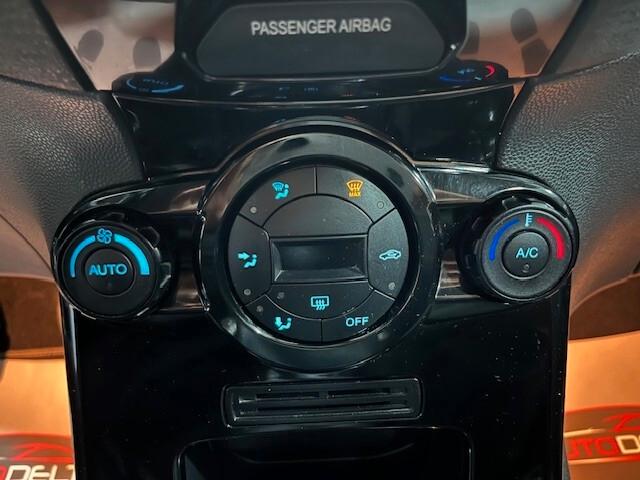 Ford Fiesta 1.5 TDCi 75CV 5 porte ST-Line