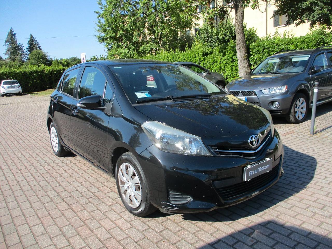 Toyota Yaris 5 Porte Yaris 5p 1.0 Active OK NEOPAT./Camera/Bluetooth
