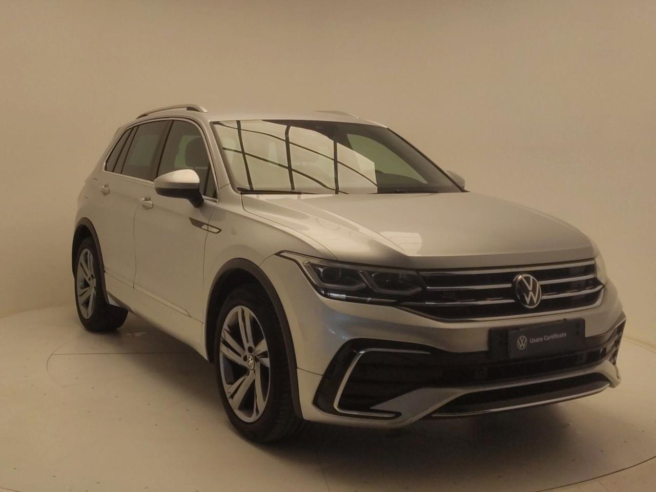 Volkswagen Tiguan 2.0 TDI 150 CV SCR DSG R-Line