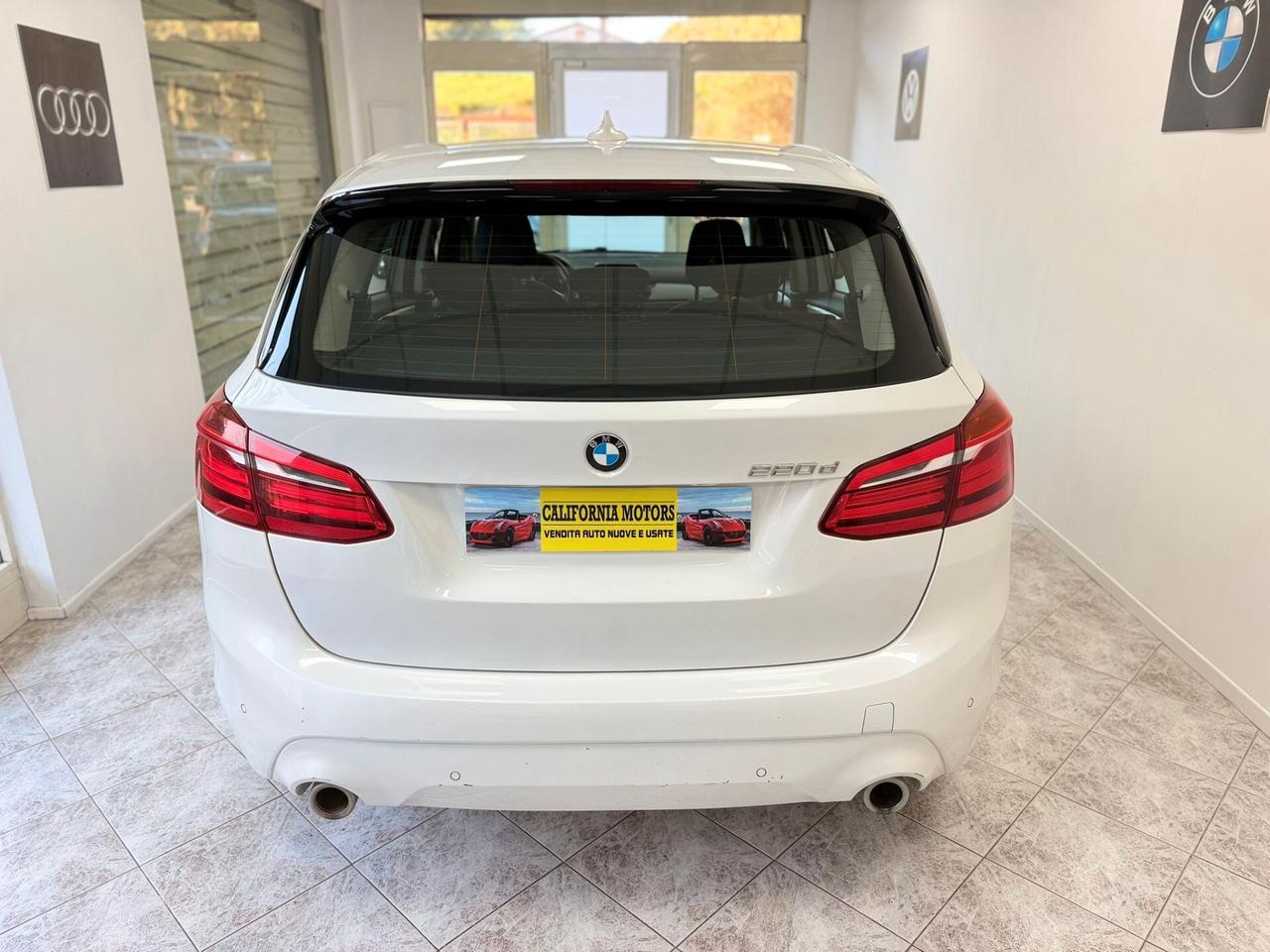 Bmw 2er Active Tourer 220d Luxury aut.