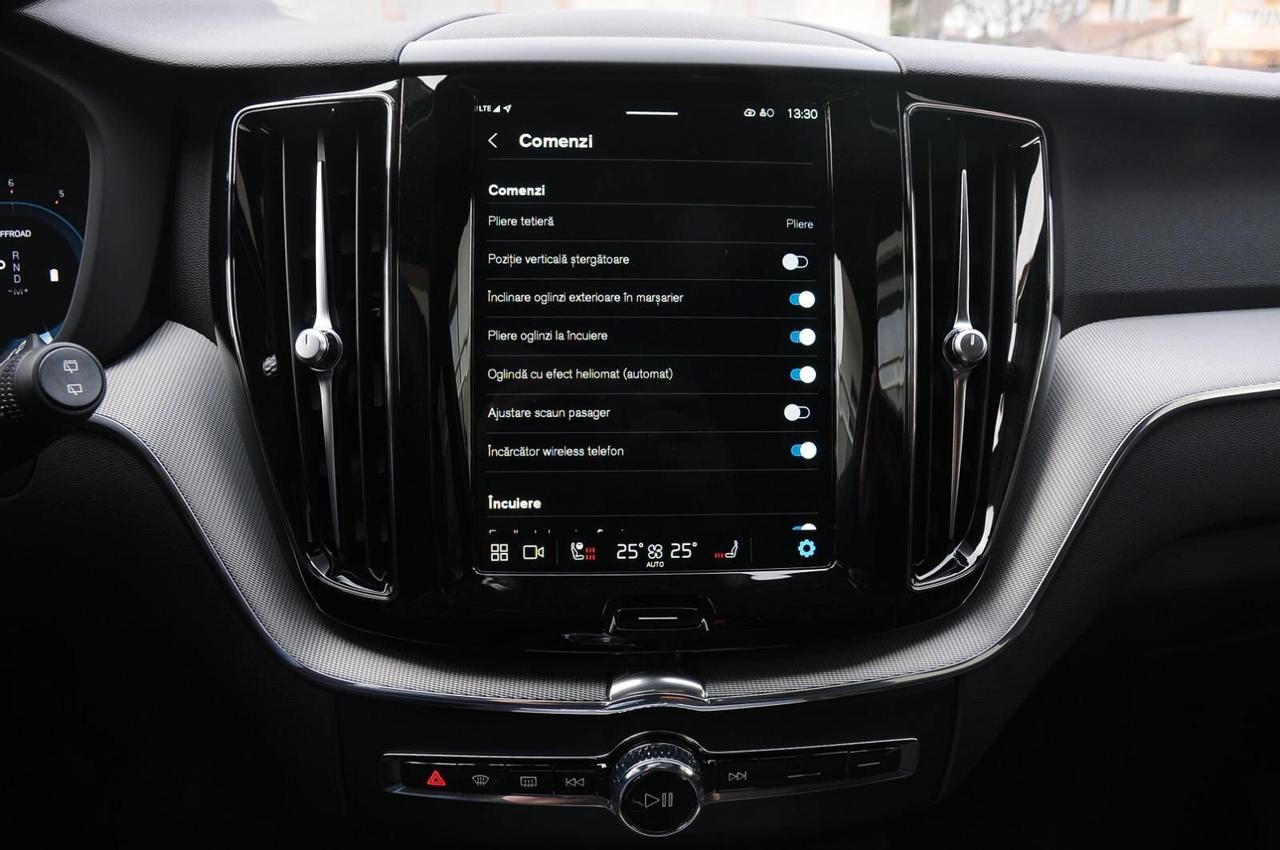 Volvo XC 60 XC60 B4 (d) AWD automatico Plus Dark