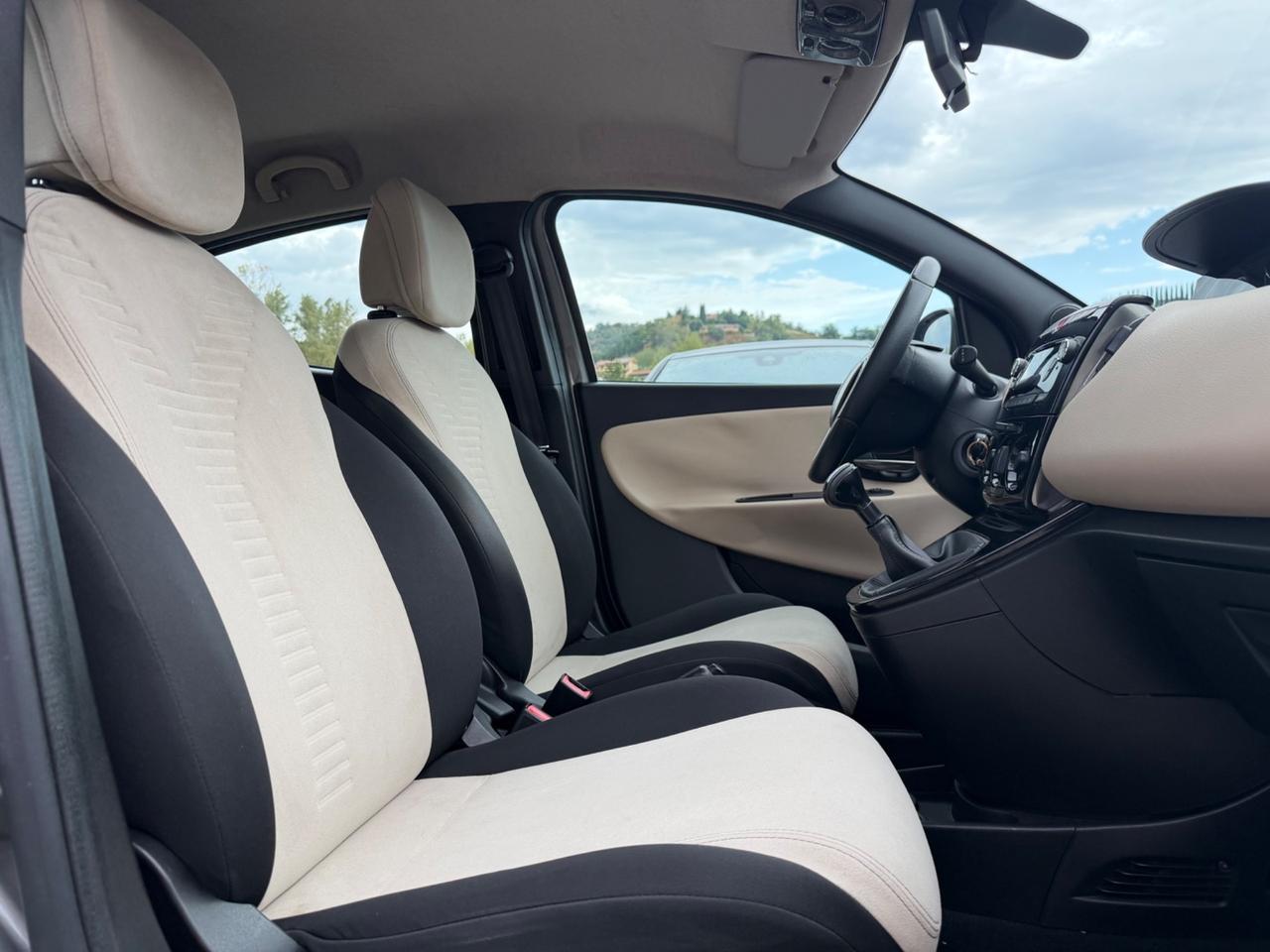 LANCIA YPSILON 1.3 MJT S&S 95CV EURO 6/ GOLD 5porte