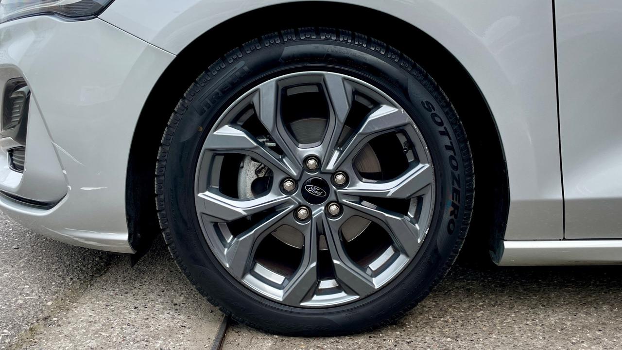 FORD FOCUS SW 1.5 ST-LINE 115CV - FULL LED, CAR PLAY, NEOPATENTATI