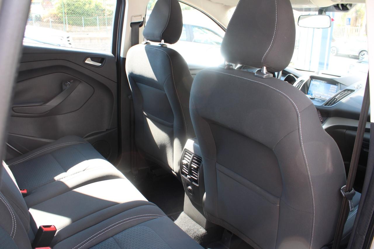 Ford Kuga 1.5 TDCI 120 CV S&S 2WD Titanium