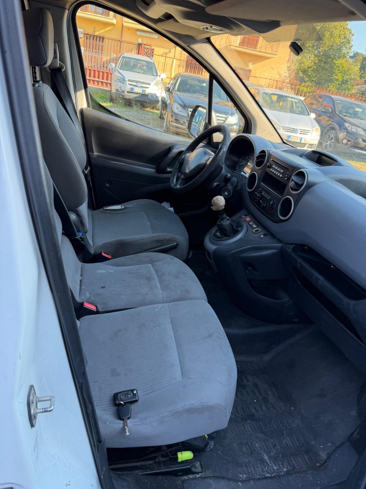 Peugeot Partner BlueHDi 100 L1 Pianale Cabinato