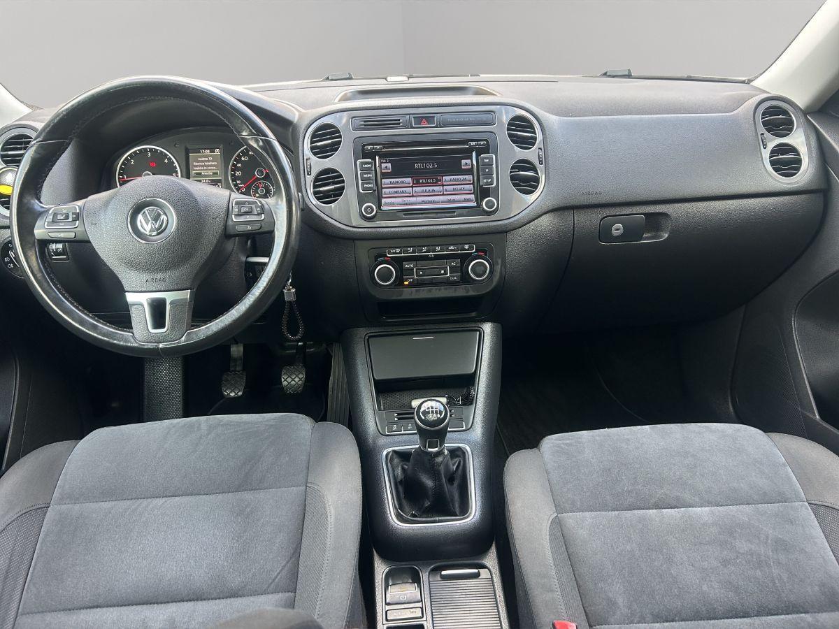 VOLKSWAGEN - Tiguan - 2.0 TDI 140 CV Sport & Style BlueMotion Technology TETTO LED