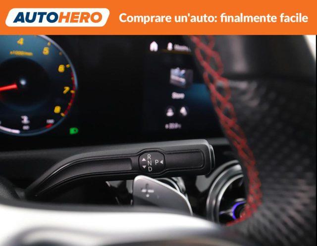 MERCEDES-BENZ CLA 200 Automatic Premium