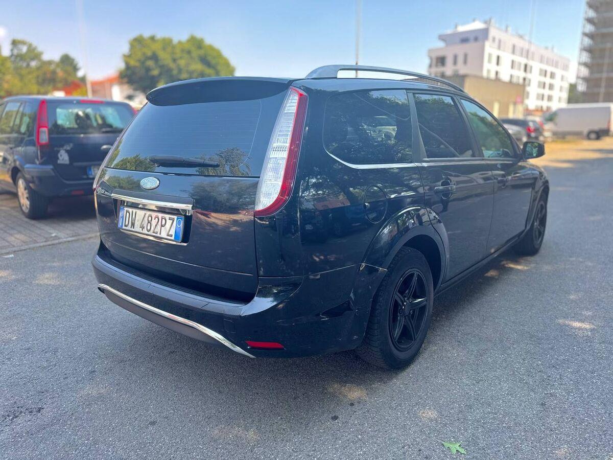 Ford Focus 1.6 tdci Titanium 90cv