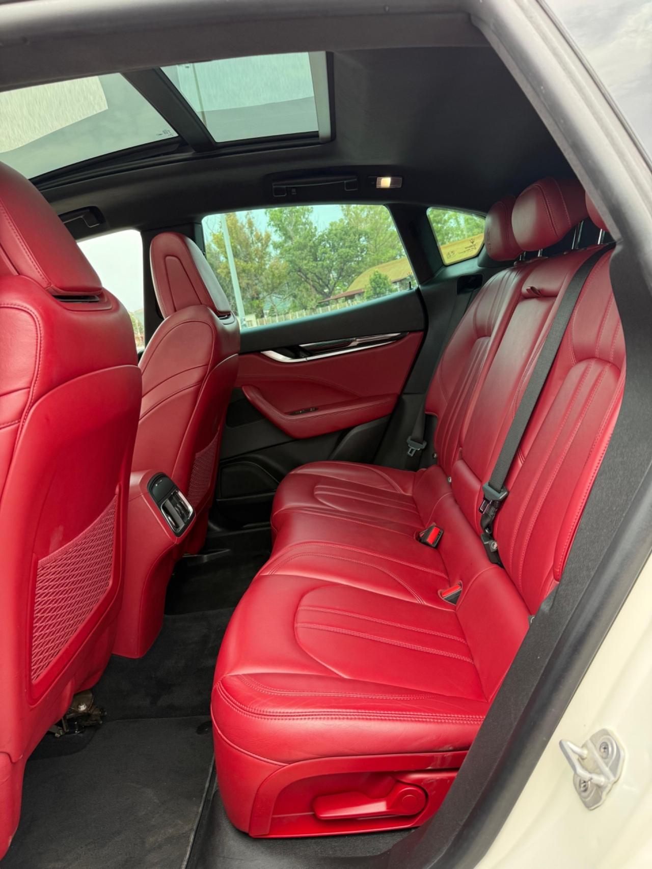 Maserati Levante V6 Diesel 275 CV AWD