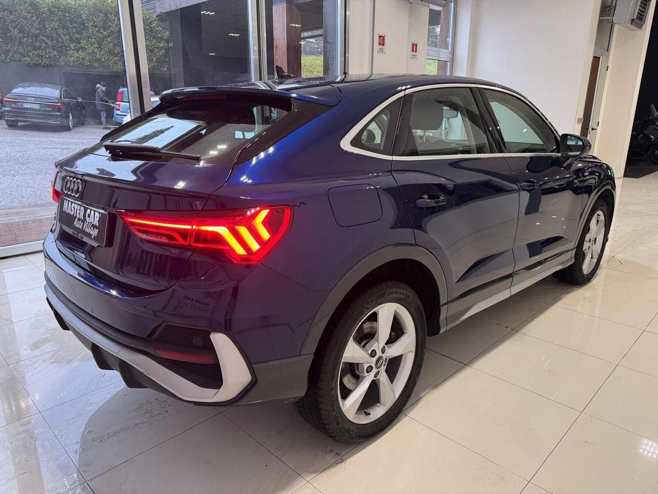 Audi Q3 SPB 45 TFSI e S tronic line