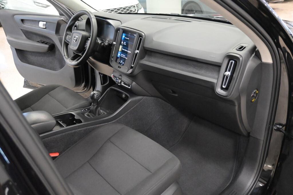 Volvo XC40 T2 Momentum Core