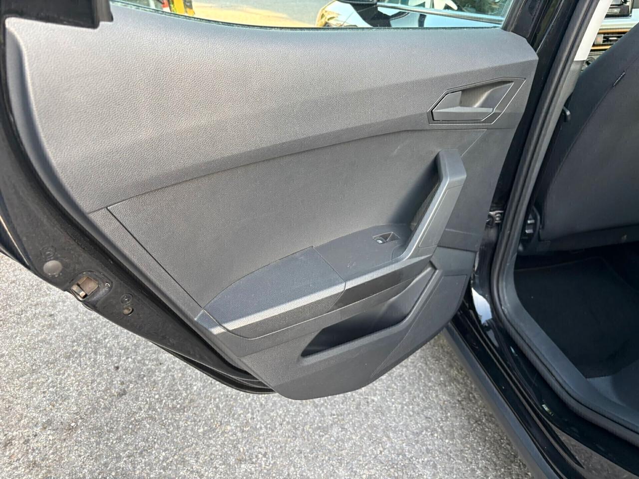 Seat Arona 1.0 TGI Reference - OK Neopatentati