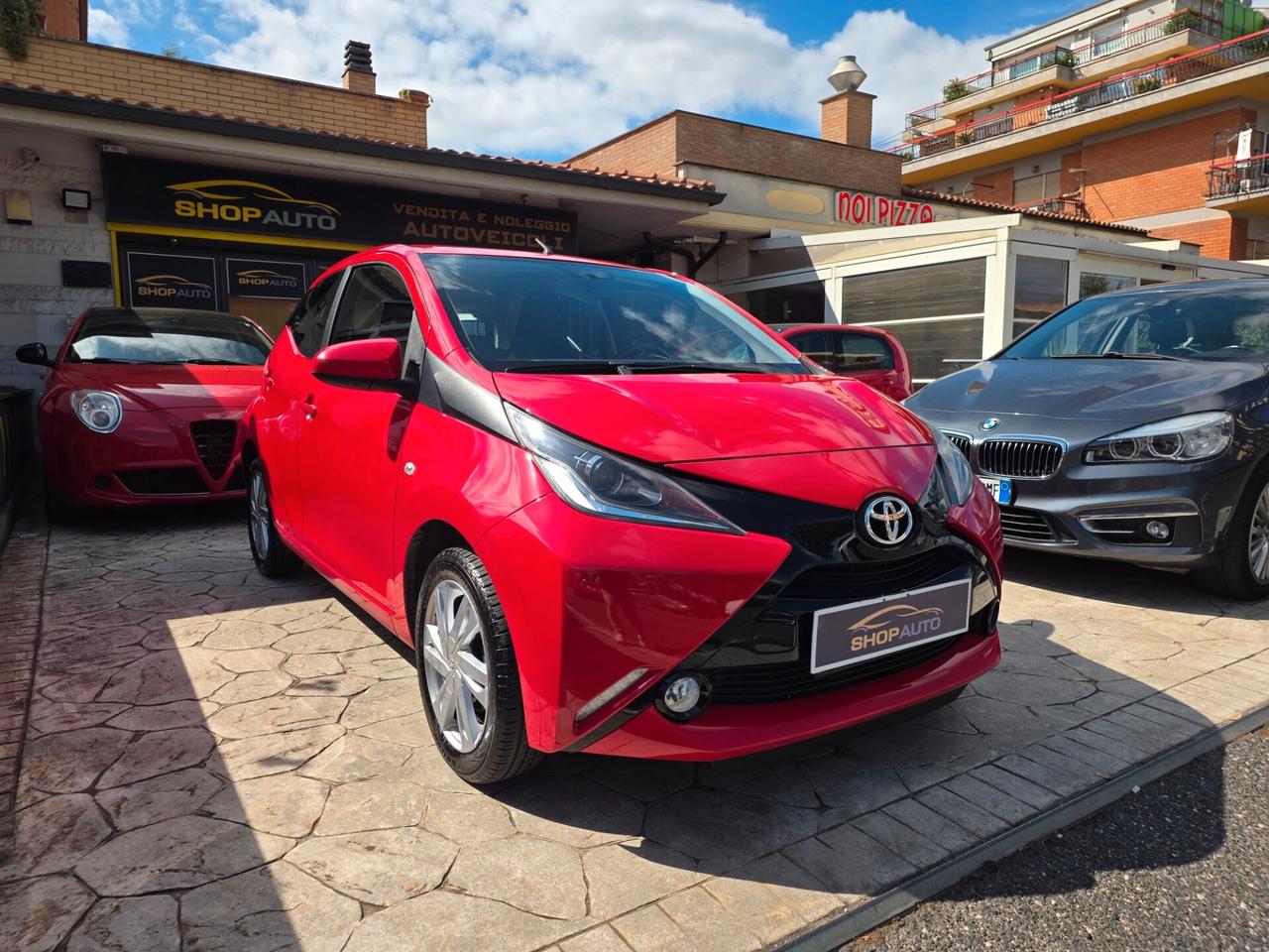 Toyota Aygo 1.0 5 porte 40.000 km Garanzia 12