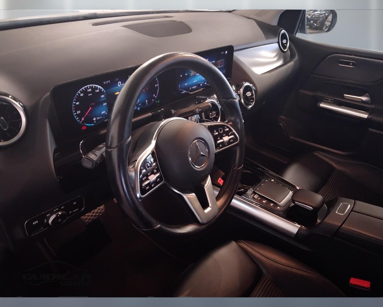Mercedes-Benz Classe B - W247 2018 - B 200 d Sport Plus auto