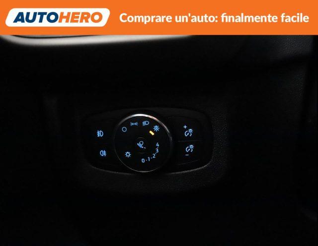 FORD Tourneo Courier 1.0 EcoBoost Titanium