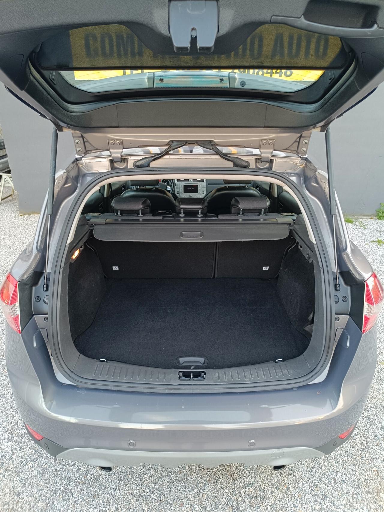 Ford Kuga 2.0 TDCI 4x4 Powershift Titanium