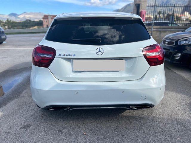 MERCEDES-BENZ A 200 d Sport