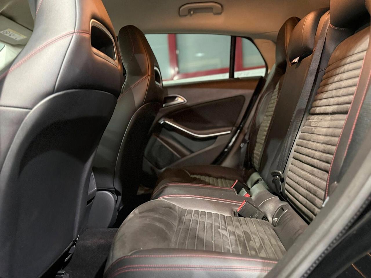 Mercedes-Benz CLA Shooting Brake 200d 4Matic Autom 2018 cdi 136cv