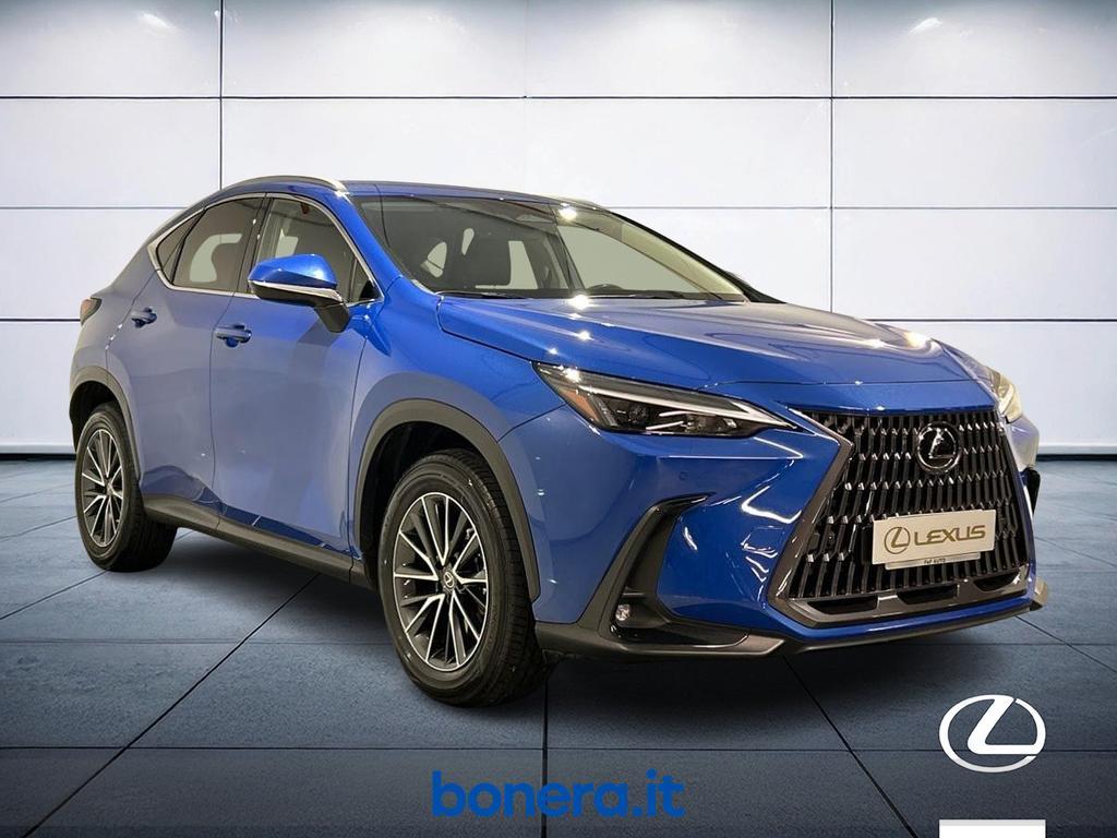 Lexus NX 2.5 Hybrid Premium 4WD e-CVT