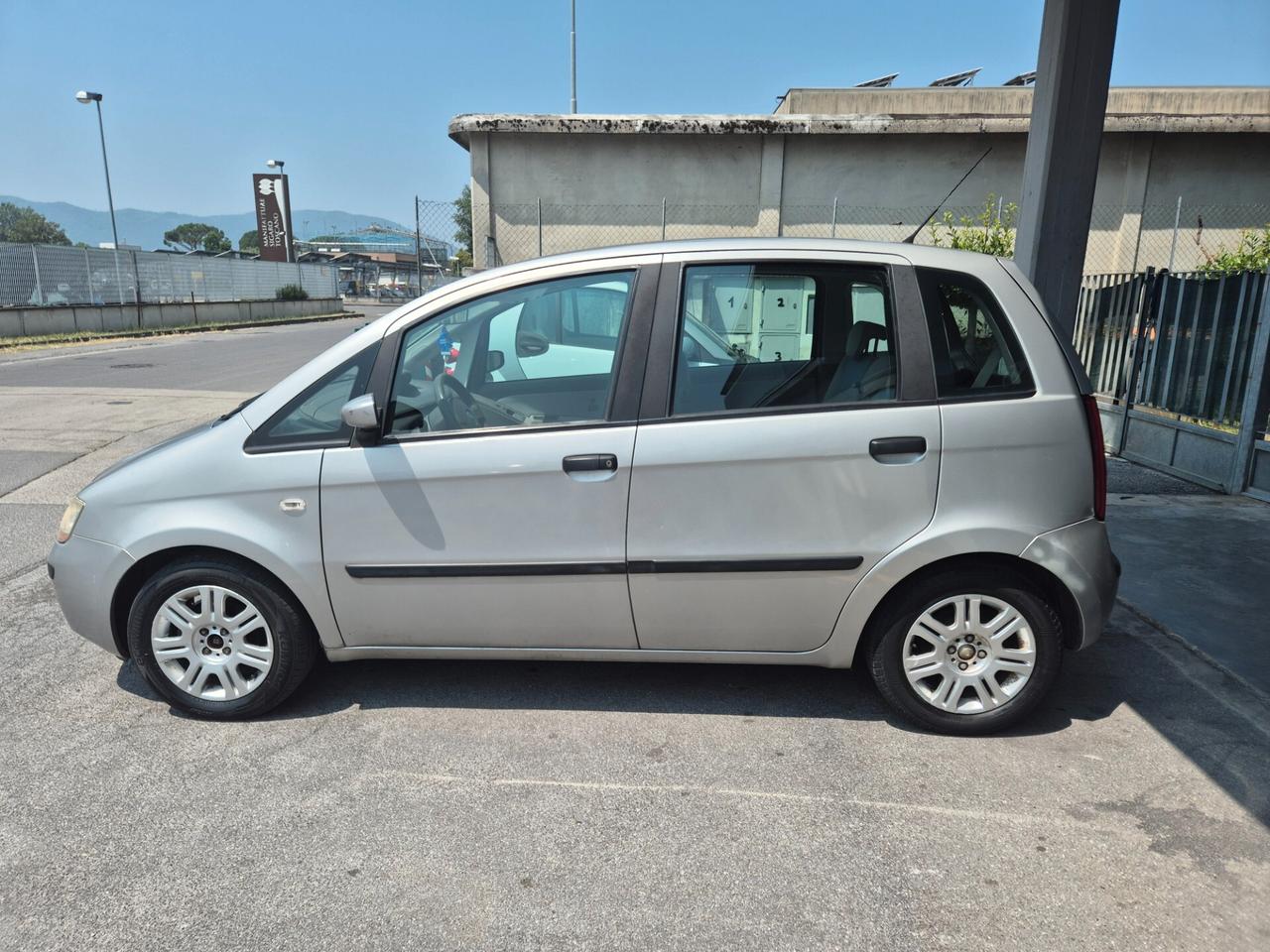 Fiat Idea 1.4 16V Active