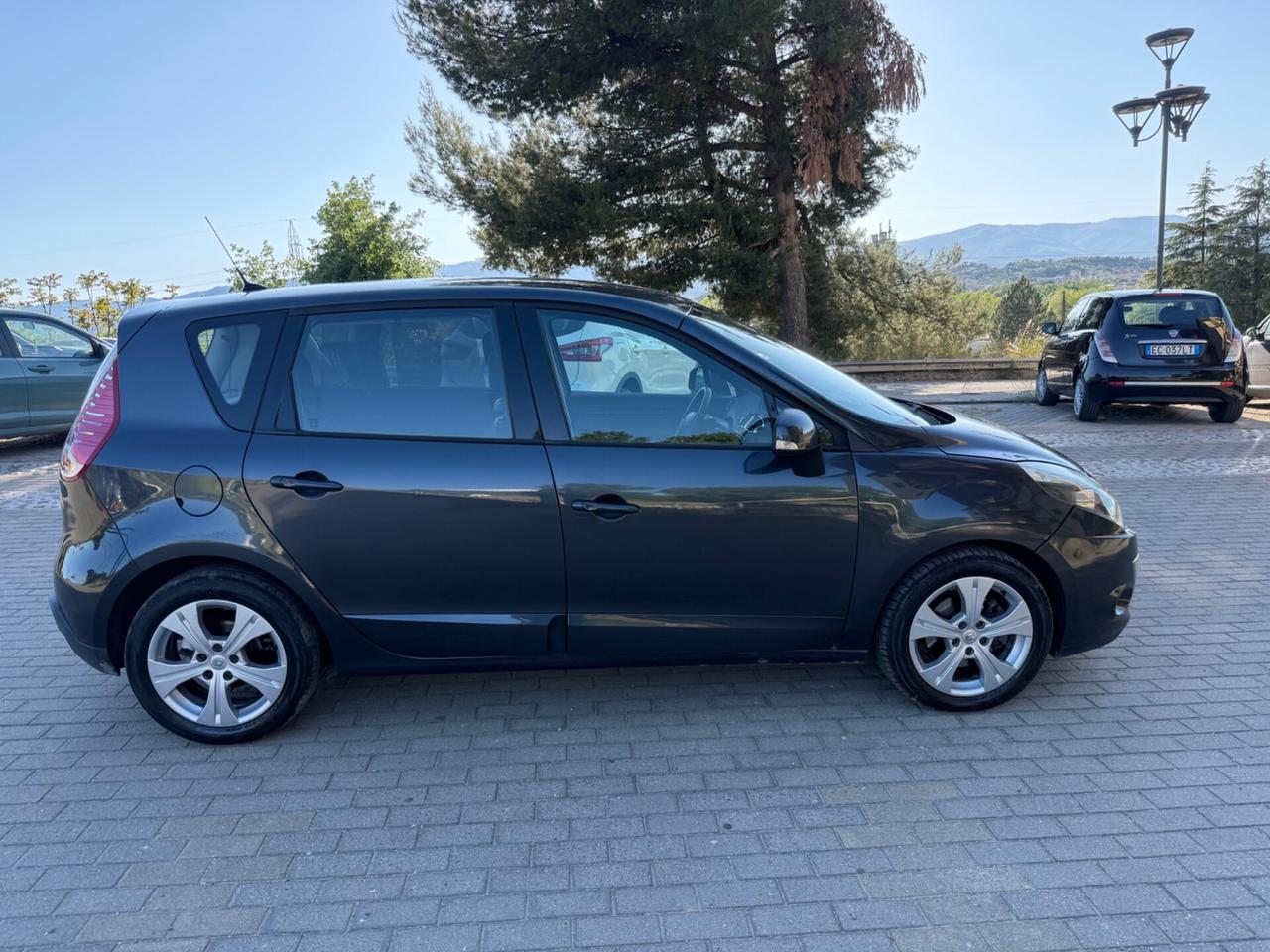 Renault Scenic Scénic X-Mod 1.5 dCi 110CV EDC Luxe