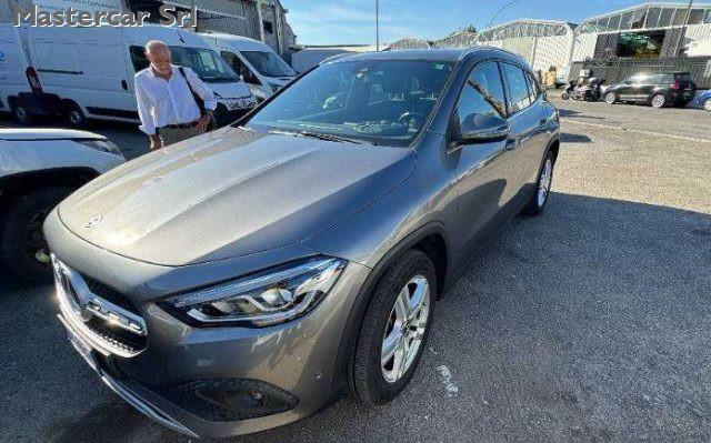 MERCEDES-BENZ GLA 250 GLA e phev (eq-power) Business Extra auto - GP698T