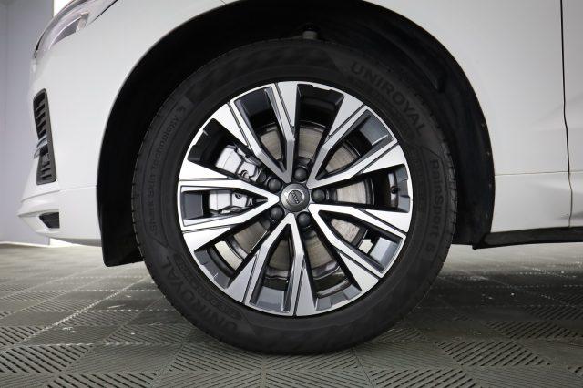 VOLVO XC60 XC60 B4 (d) AWD Geartronic Momentum Pro